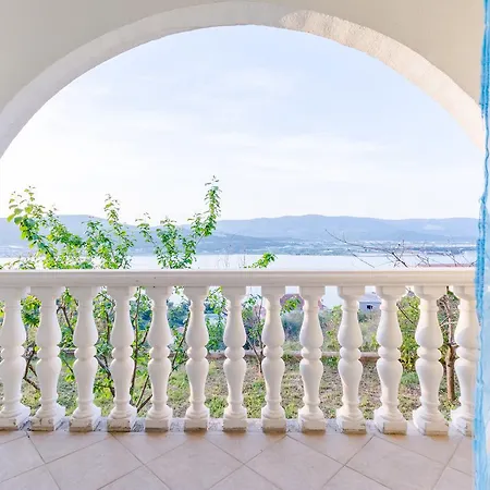 Sea Star Apartment