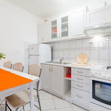 Sea Star Apartment